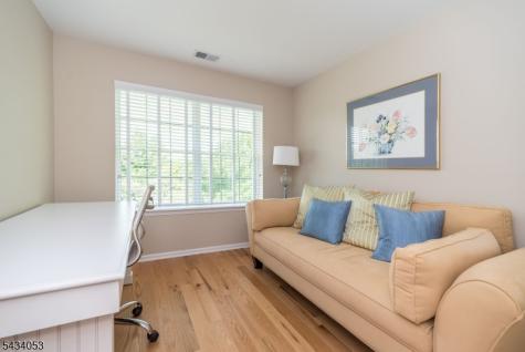 1274 Fairview Circle Lopatcong NJ 08886