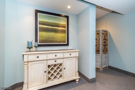 1274 Fairview Circle Lopatcong NJ 08886