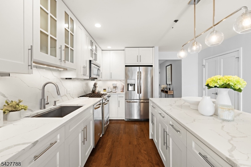 1125 Maxwell Lane Hoboken NJ 07030