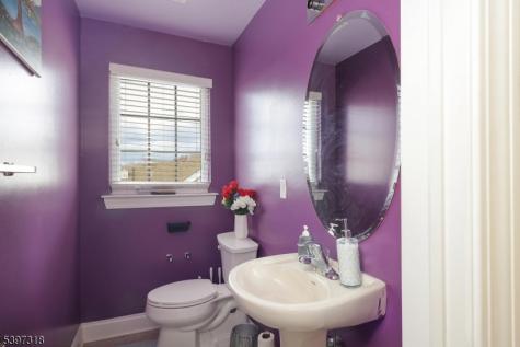 1427 Barnhardt Lane Rahway NJ 07065