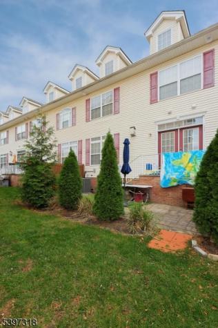 1427 Barnhardt Lane Rahway NJ 07065