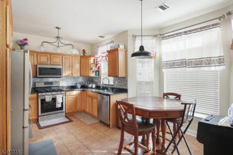1427 Barnhardt Lane Rahway NJ 07065