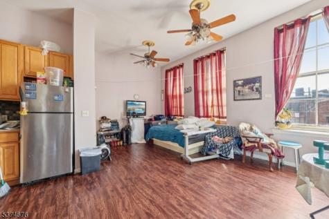 18 Market Street Paterson NJ 07501