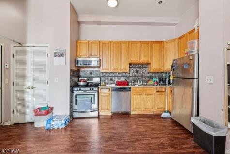 18 Market Street Paterson NJ 07501