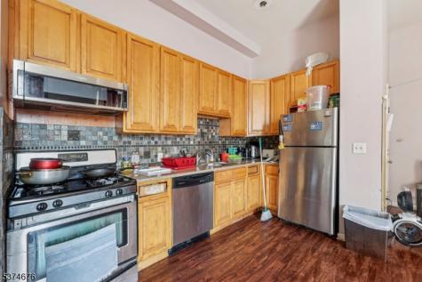 18 Market Street Paterson NJ 07501