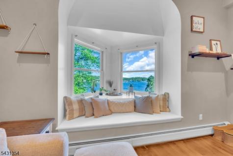 28 Sunset Terrace Mount Arlington NJ 07856