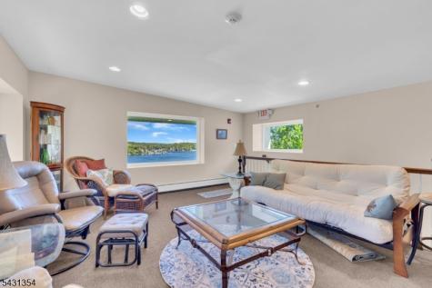 28 Sunset Terrace Mount Arlington NJ 07856