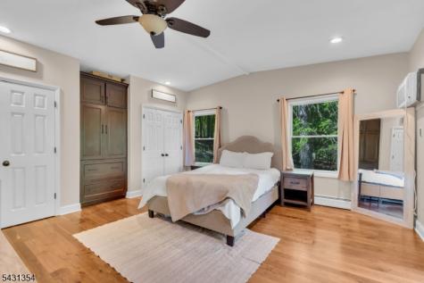28 Sunset Terrace Mount Arlington NJ 07856
