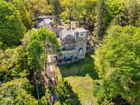 28 Sunset Terrace Mount Arlington NJ 07856