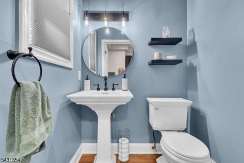28 Sunset Terrace Mount Arlington NJ 07856