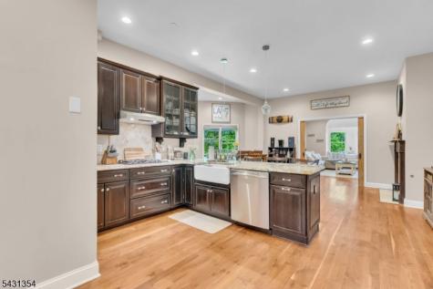28 Sunset Terrace Mount Arlington NJ 07856