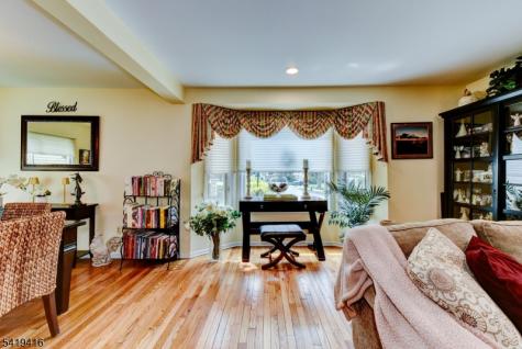 18 Dockery Drive West Orange NJ 07052