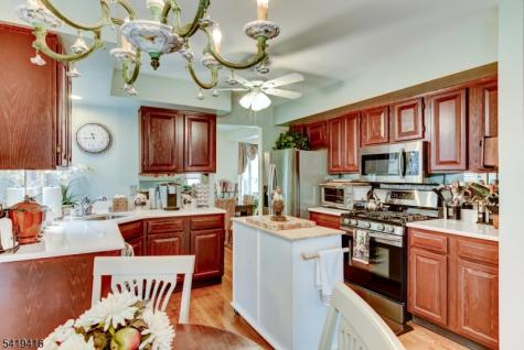 18 Dockery Drive West Orange NJ 07052