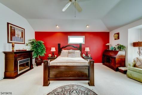 18 Dockery Drive West Orange NJ 07052