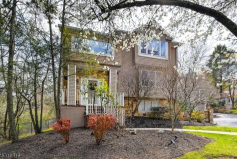 18 Dockery Drive West Orange NJ 07052