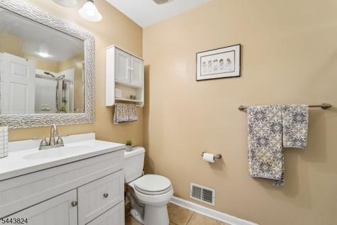 301 Cambridge Drive Butler NJ 07405