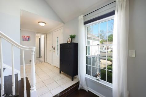 10 Plymouth Court Bernards NJ 07920