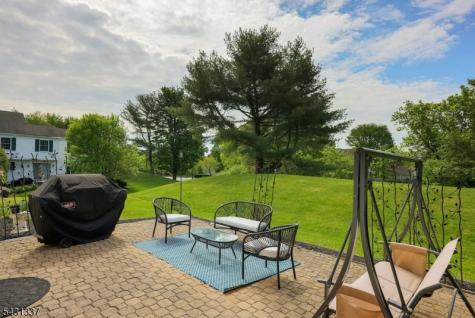 10 Plymouth Court Bernards NJ 07920