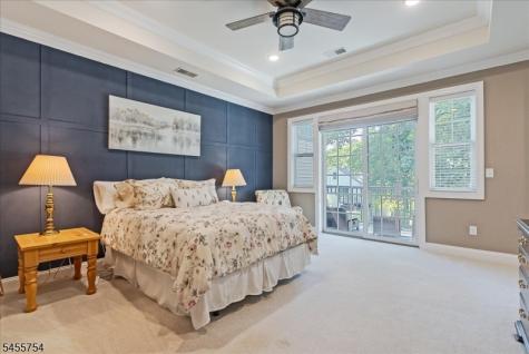 103 Mariners Pointe Hopatcong NJ 07843