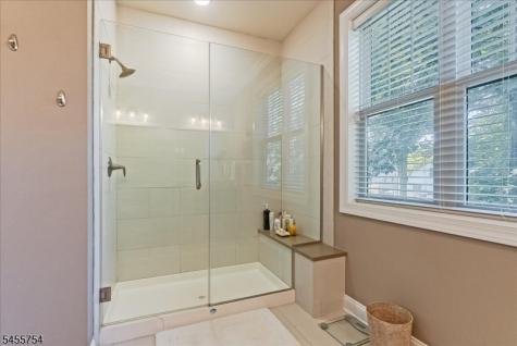 103 Mariners Pointe Hopatcong NJ 07843