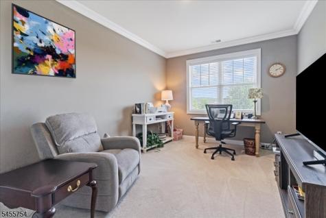 103 Mariners Pointe Hopatcong NJ 07843