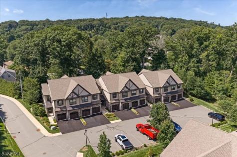 103 Mariners Pointe Hopatcong NJ 07843