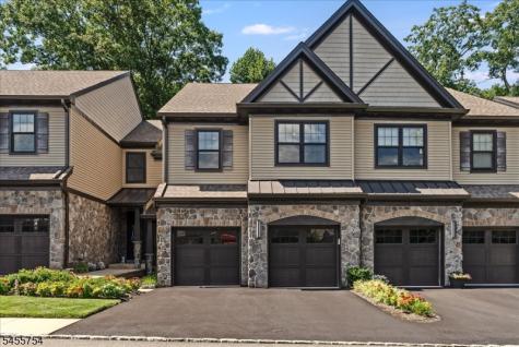 103 Mariners Pointe Hopatcong NJ 07843
