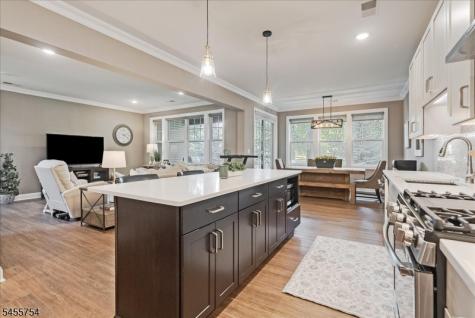 103 Mariners Pointe Hopatcong NJ 07843
