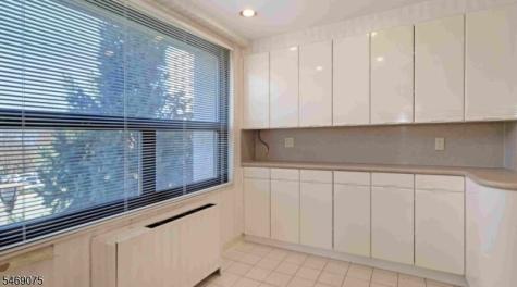 2 Claridge Dr. 1le Verona NJ 07044
