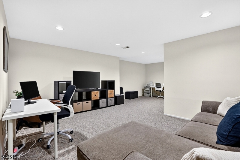 45 Hancock Drive Morris NJ 07960