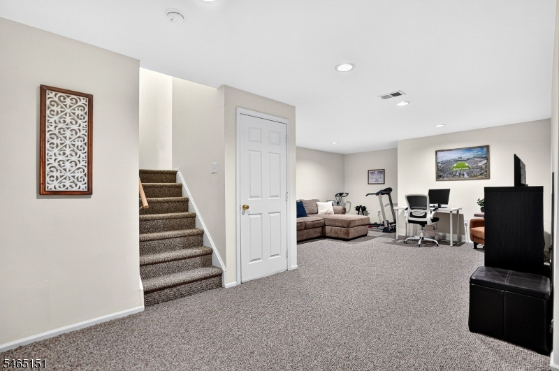 45 Hancock Drive Morris NJ 07960