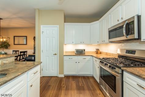 25 Allister Court Lincoln Park NJ 07035