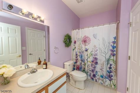 25 Allister Court Lincoln Park NJ 07035