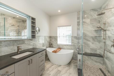 25 Allister Court Lincoln Park NJ 07035