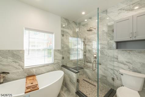 25 Allister Court Lincoln Park NJ 07035