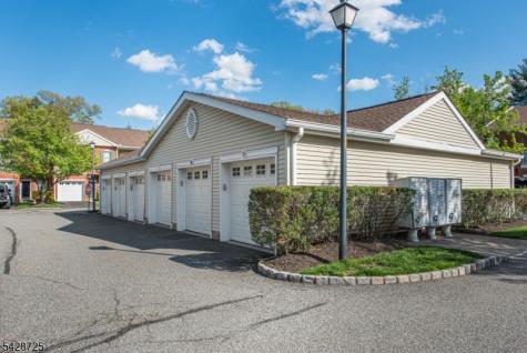 25 Allister Court Lincoln Park NJ 07035