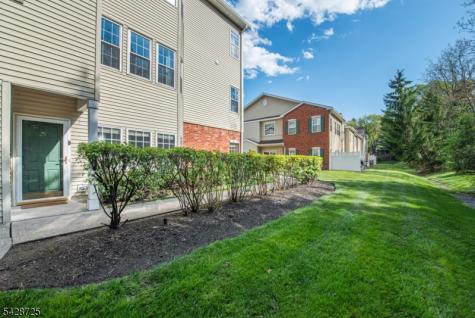 25 Allister Court Lincoln Park NJ 07035