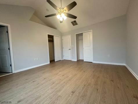 33 Ronald Drive Franklin NJ 08873