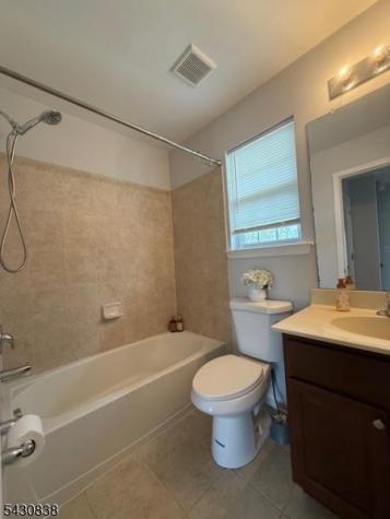 33 Ronald Drive Franklin NJ 08873
