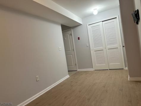 33 Ronald Drive Franklin NJ 08873
