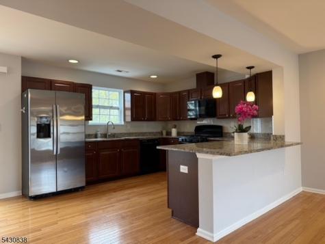 33 Ronald Drive Franklin NJ 08873