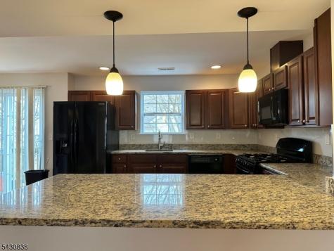 33 Ronald Drive Franklin NJ 08873