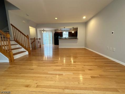 33 Ronald Drive Franklin NJ 08873
