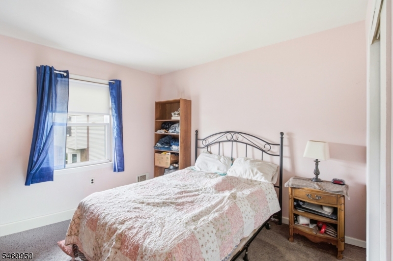 31 Astor Court Sayreville NJ 08872