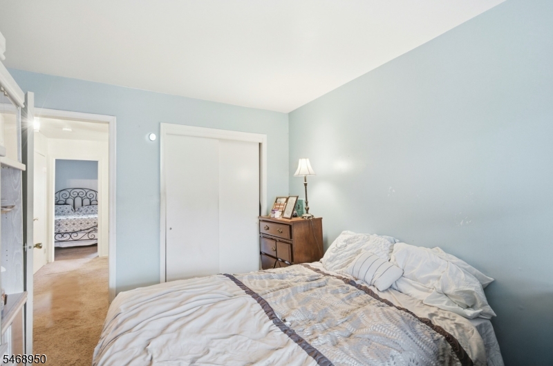 31 Astor Court Sayreville NJ 08872