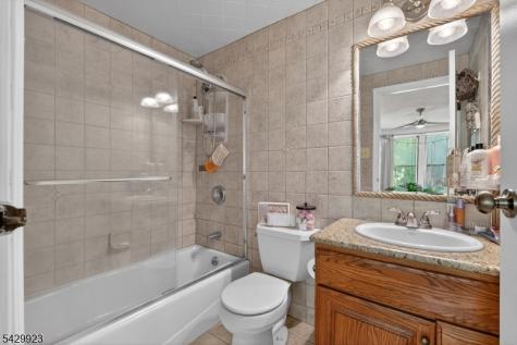 37 Quail Court Hardyston NJ 07419