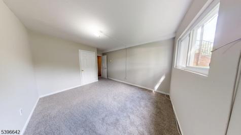 384 Lake Shore South Montague NJ 07827