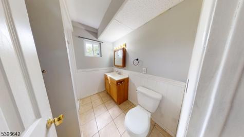 384 Lake Shore South Montague NJ 07827