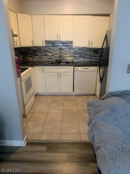 776 N 6th Street Newark NJ 07107