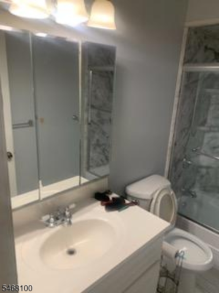 776 N 6th Street Newark NJ 07107
